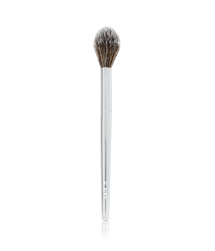 Tapered Highlighter Brush 08 Meikkisiveltimet