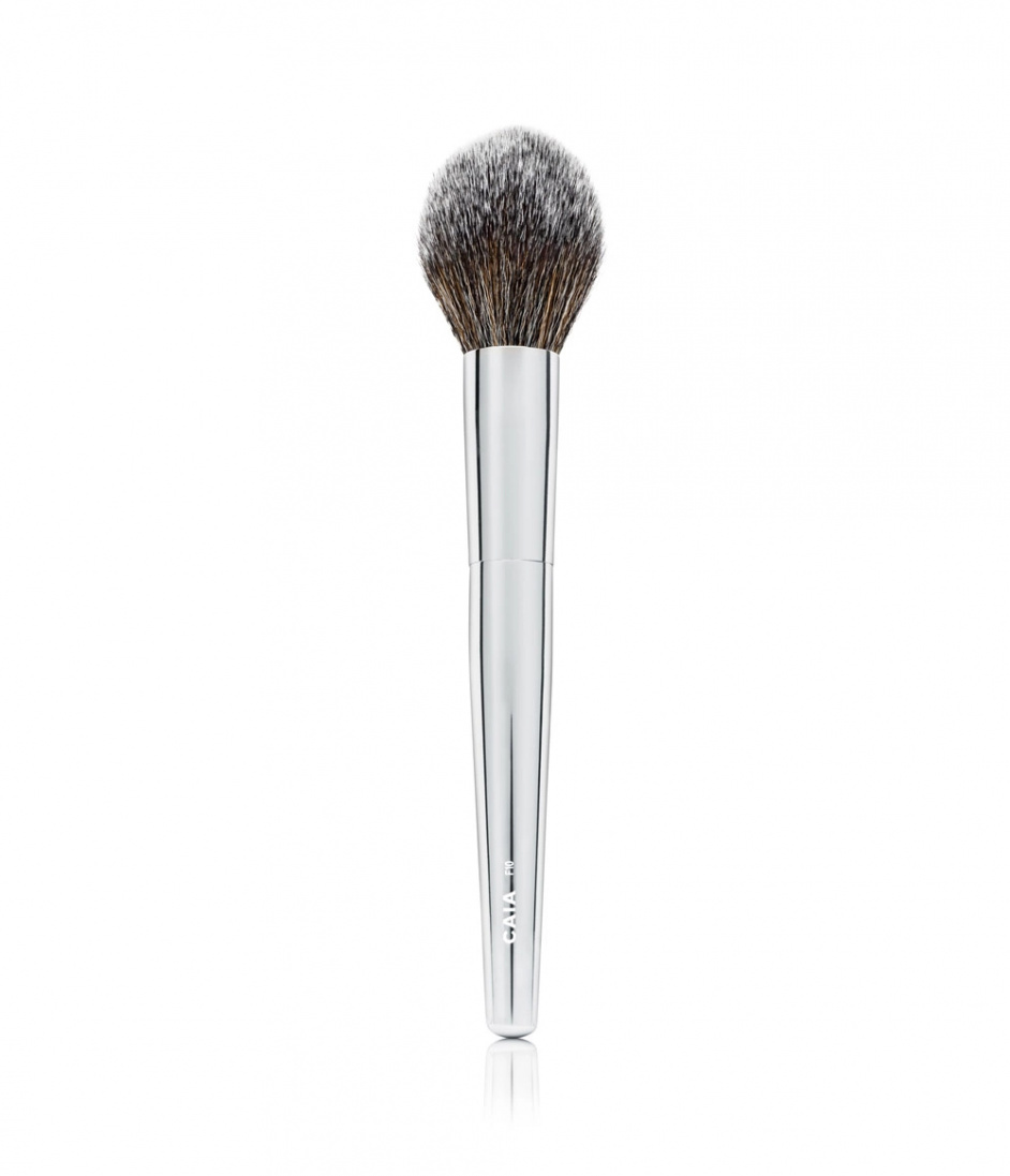 POINTED POWDER BRUSH 10 Meikkisiveltimet SIVELTIMET & TARVI