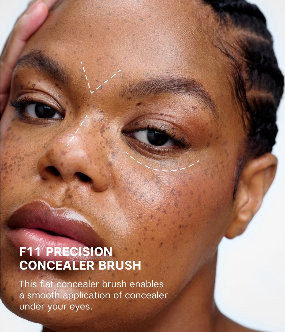 FLAT CONCEALER BRUSH 11