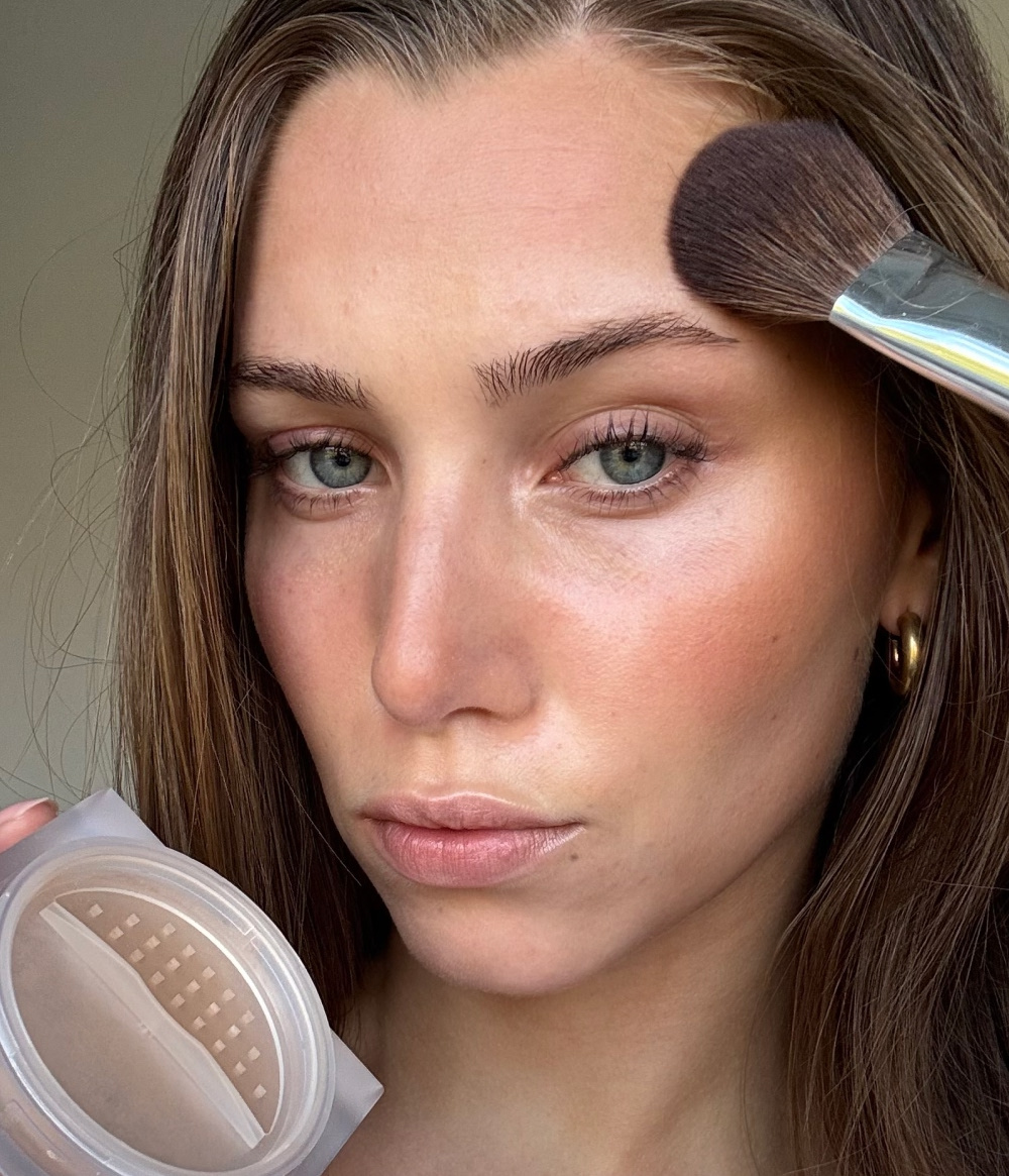 LOOSE BRONZER BRUSH F18