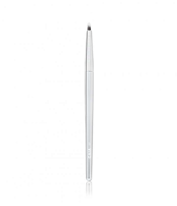 PENCIL CREASE BRUSH 27 ryhmässä SIVELTIMET & TARVIKKEET / SIVELTIMET / Luomiväriharjat @ CAIA Cosmetics (CAI536)