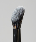 ANGLED CONCEALER BRUSH F22