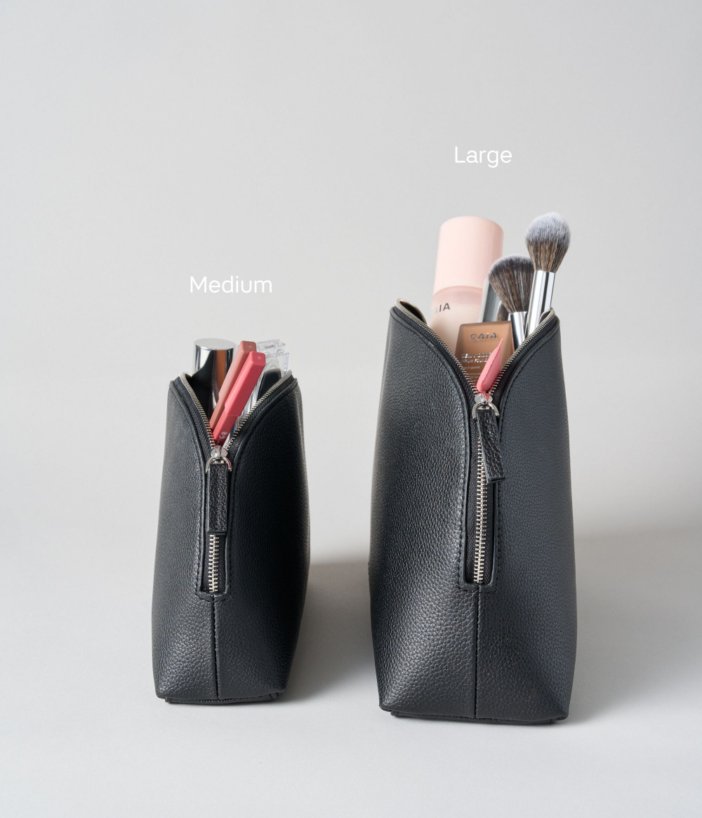 MEDIUM HALF MOON BAG